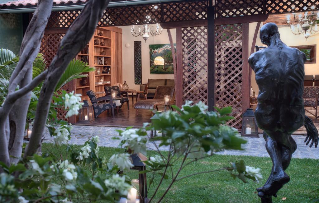 Lara Hotel Акуираз Екстериор снимка