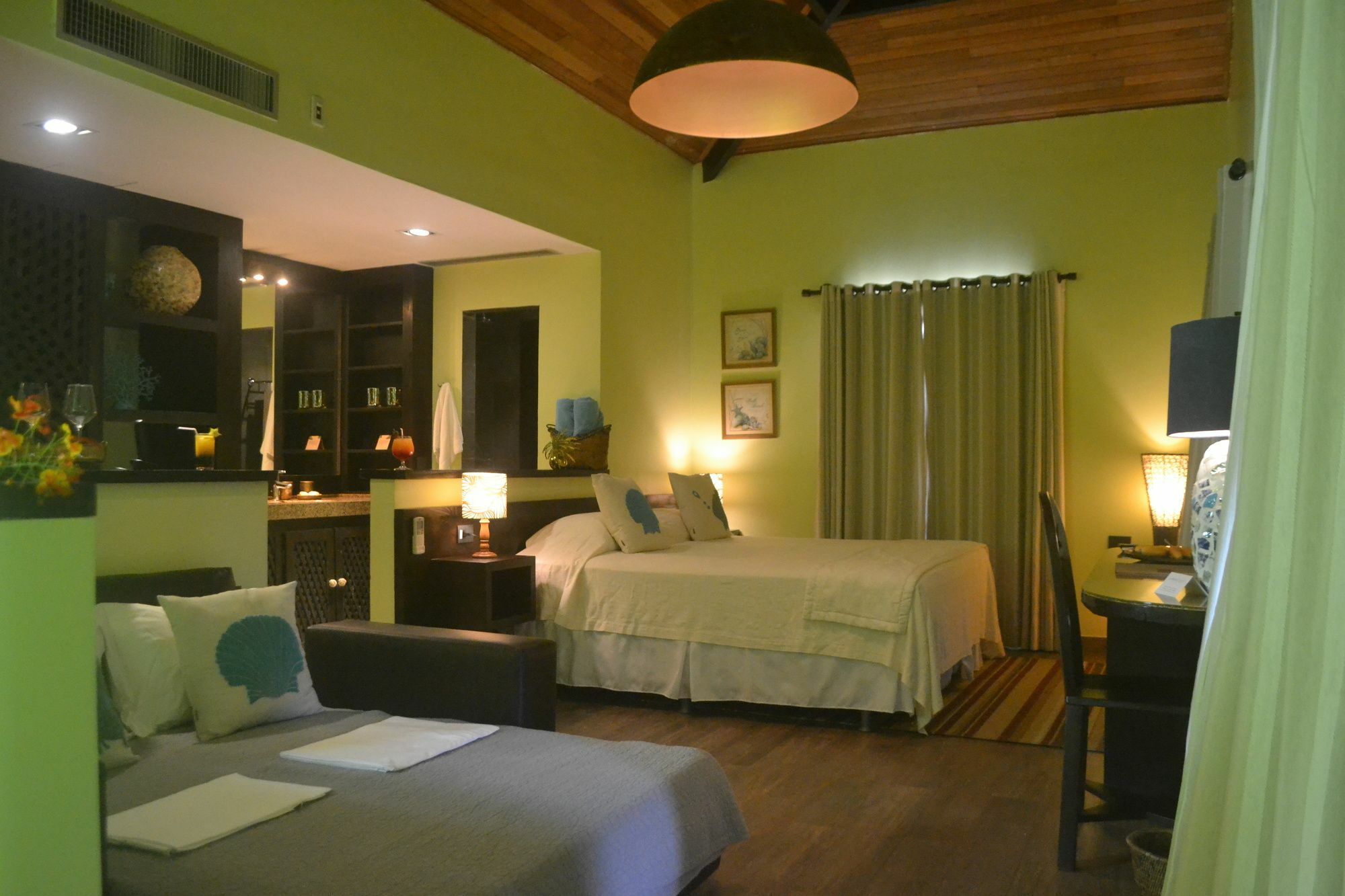 Lara Hotel Акуираз Екстериор снимка